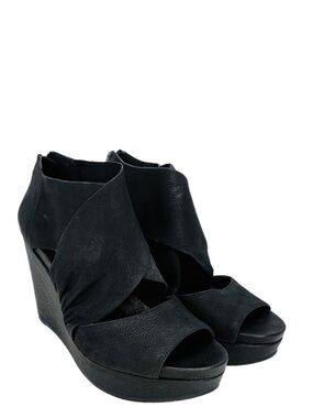 Eileen Fisher Draw Draped Black Nubuck Leather Wedge Heel Sandal Size 7.5 EUC